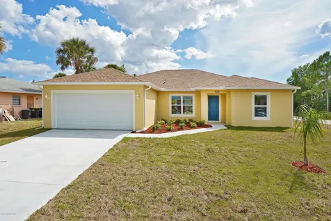 815 Lilac Street SE Palm Bay FL 32909