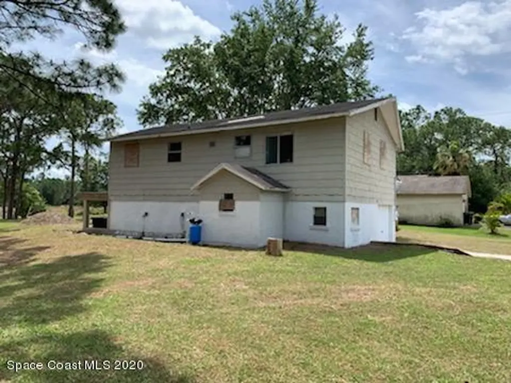 765 Garvey Road SW Palm Bay FL 32908