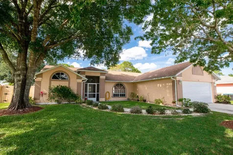 1321 Helliwell Street NW Palm Bay FL 32907