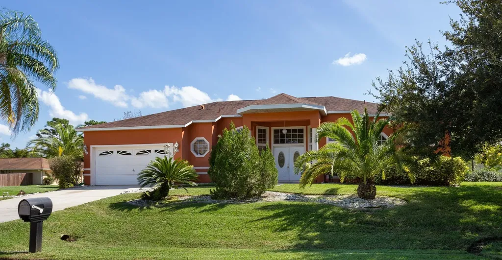 1081 Pennsylvania Avenue NE Palm Bay FL 32907
