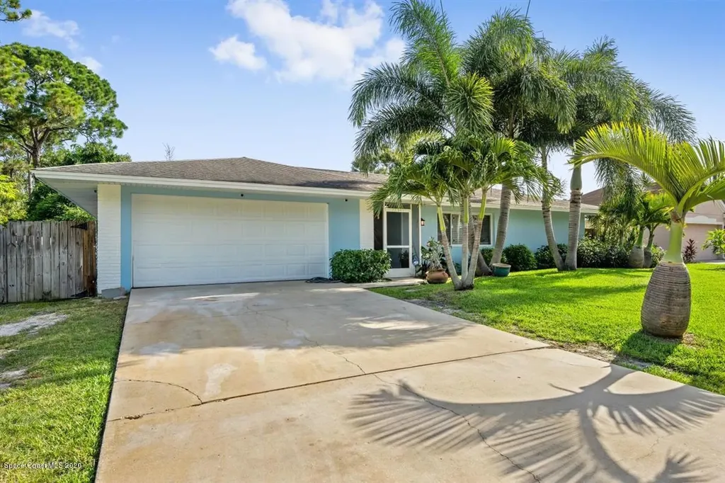 1521 Charles Boulevard NE Palm Bay FL 32907