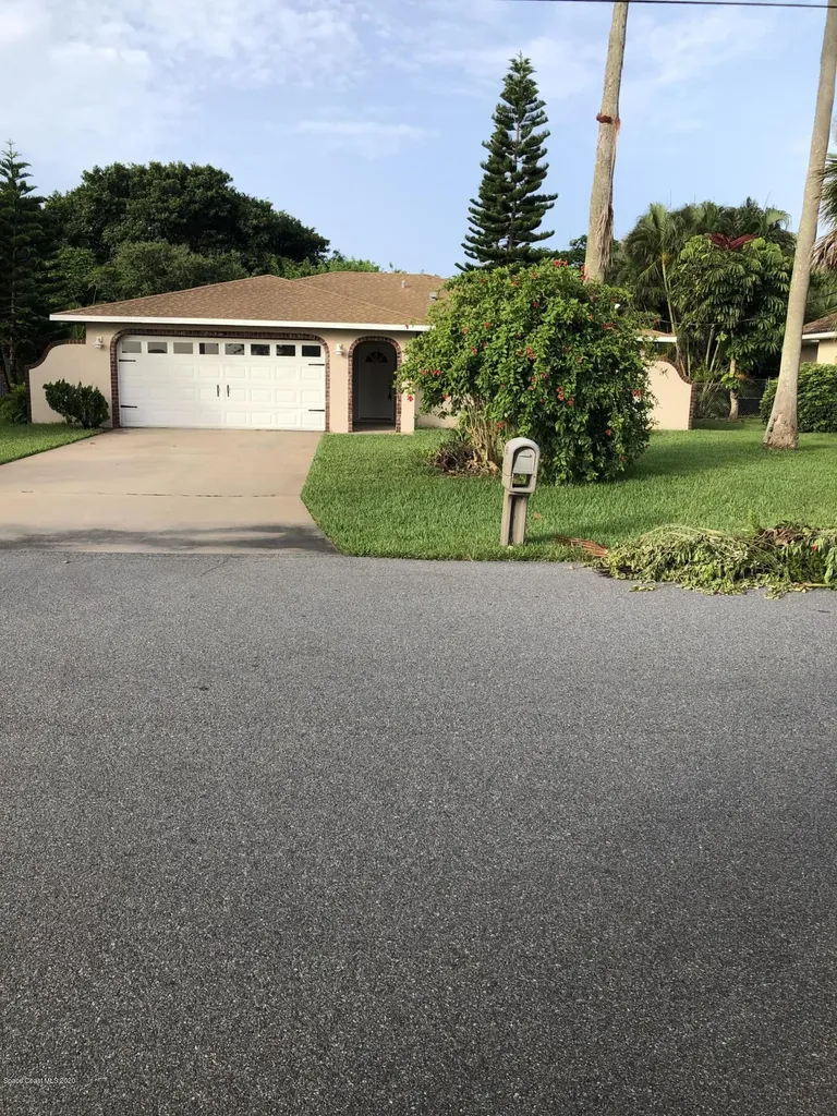 98 Mohican Way Melbourne Beach FL 32951