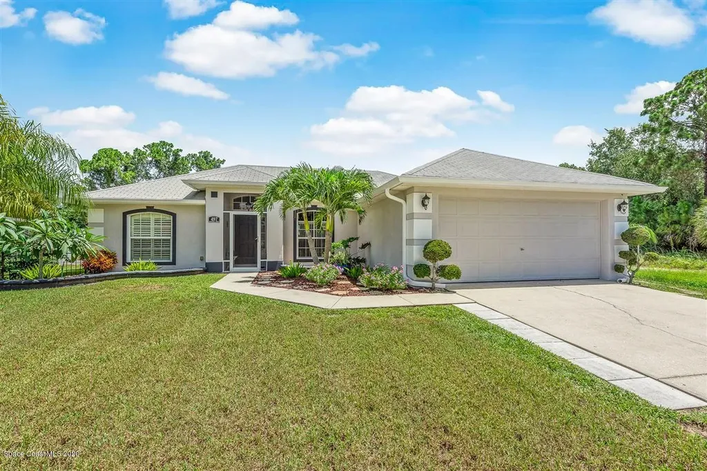 497 Brookedge Street NE Palm Bay FL 32907