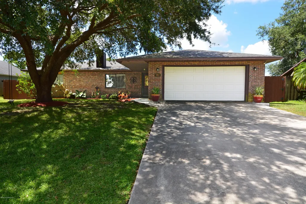 984 Canton Street NW Palm Bay FL 32907