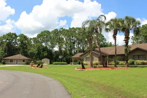 907 Hammacher Avenue SW Palm Bay FL 32908