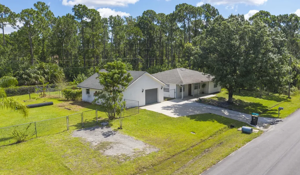 321 Fitchburg Street SW Palm Bay FL 32908
