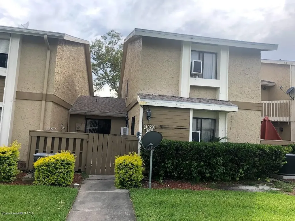 1020 Abada Court NE Palm Bay FL 32905