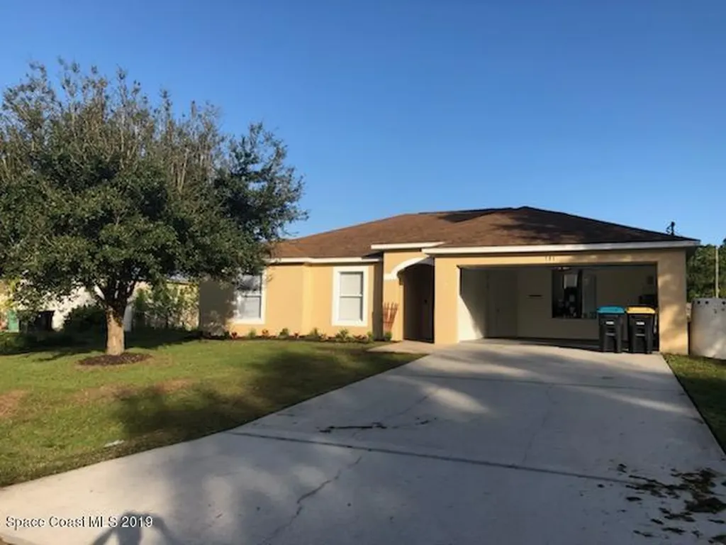 381 Courtney Street SE Palm Bay FL 32909