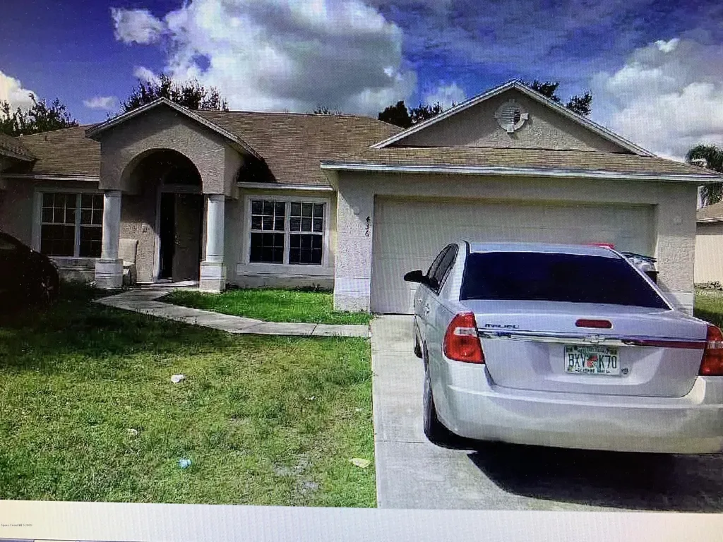 436 Calamondin Avenue NW Palm Bay FL 32907