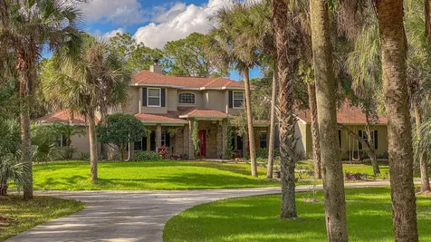 5540 Bob White Trail Mims FL 32754