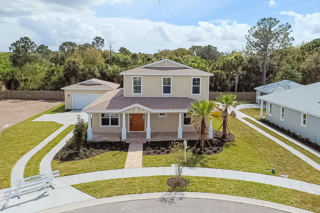 82 Lagoon Way Titusville FL 32780