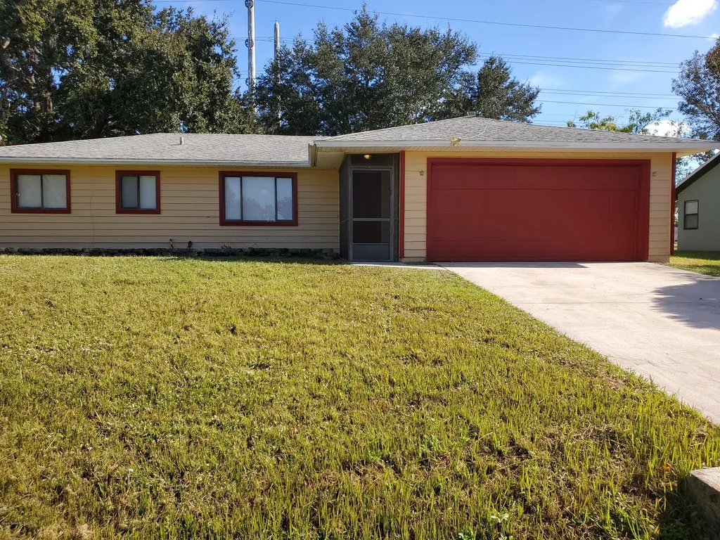 813 Glencove Avenue NW Palm Bay FL 32907