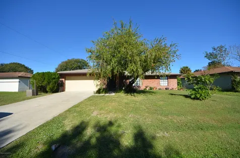 934 Slocum Street NW Palm Bay FL 32907