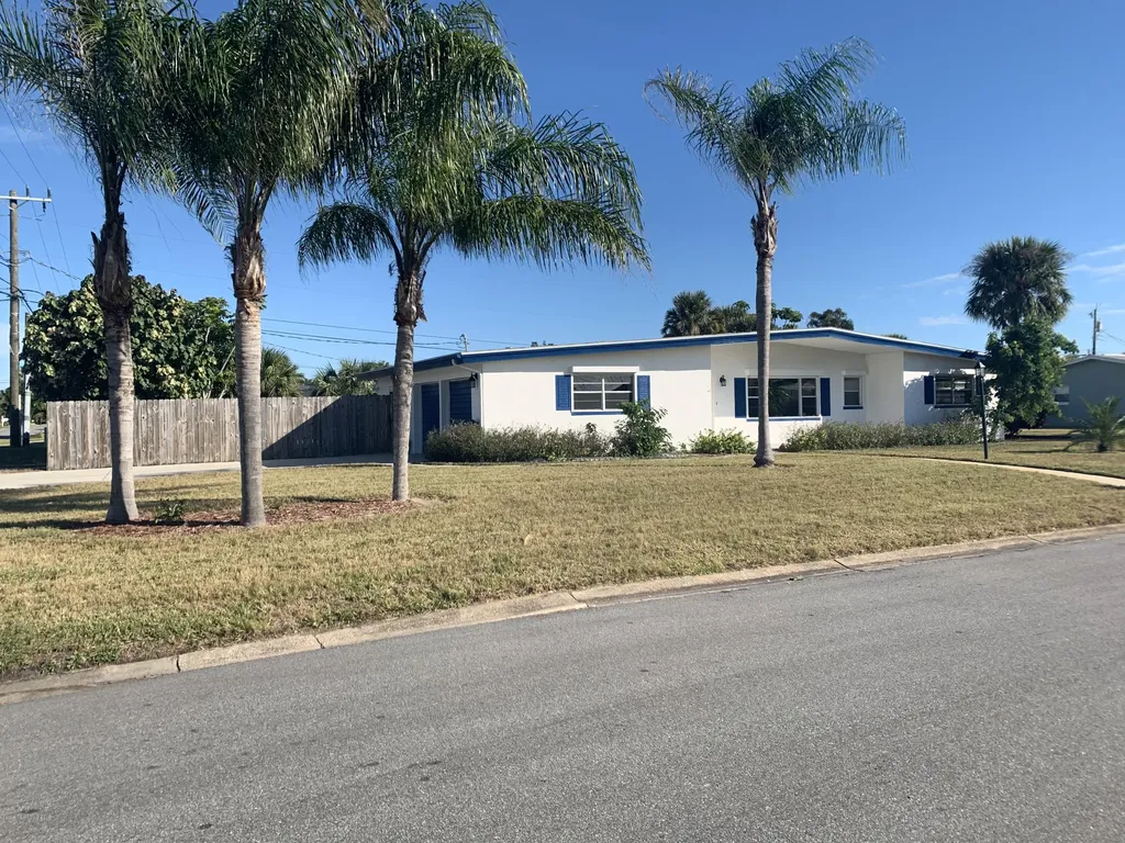 2250 Reef Avenue Indialantic FL 32903