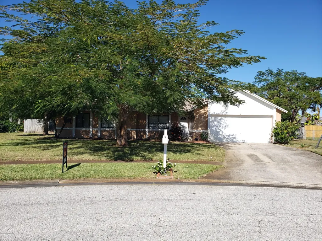 2395 Raintree Lake Circle Merritt Island FL 32953
