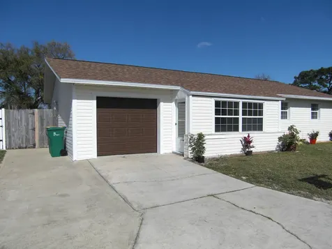 40 N Rosiland Court Merritt Island FL 32952