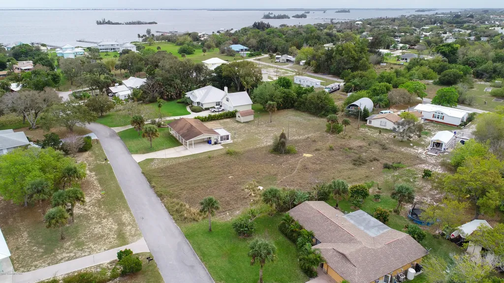 7613 133rd Square Sebastian FL 32958