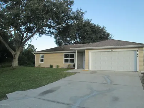 2011 Randall Avenue SE Palm Bay FL 32909