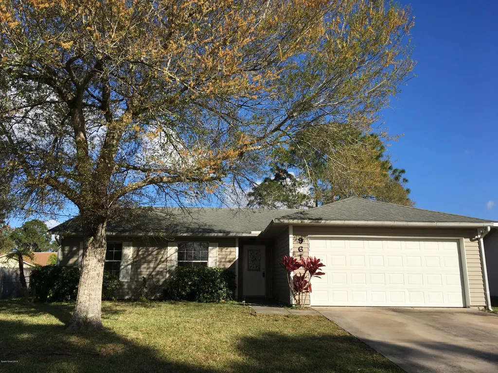 961 Gannet Avenue NW Palm Bay FL 32907