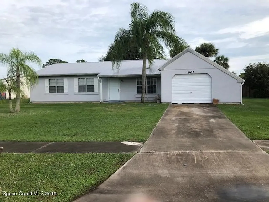 962 Laredo Lane Sebastian FL 32958