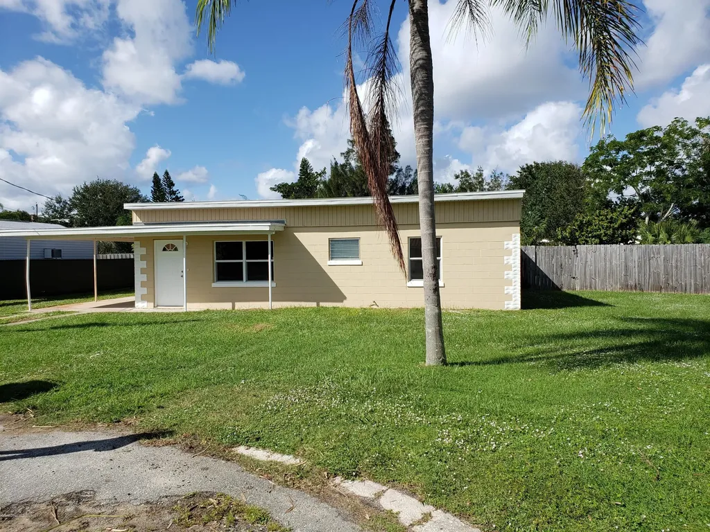 809 Camellia Court Melbourne FL 32901