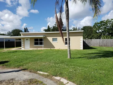 809 Camellia Court Melbourne FL 32901