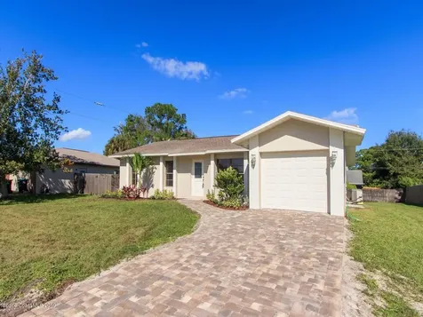 783 Norse Street NW Palm Bay FL 32907