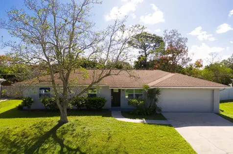 620 Banks Street NW Palm Bay FL 32907