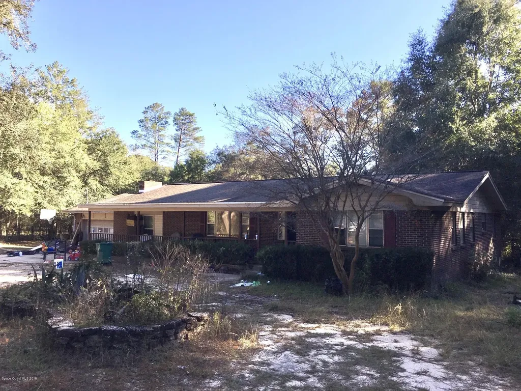 3186 E Chestnut Avenue Crestview FL 32539