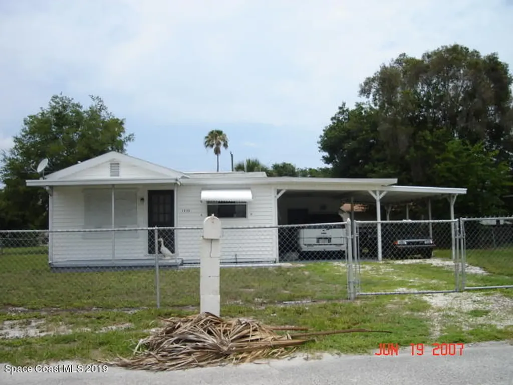 1434 Licht Street Cocoa FL 32922