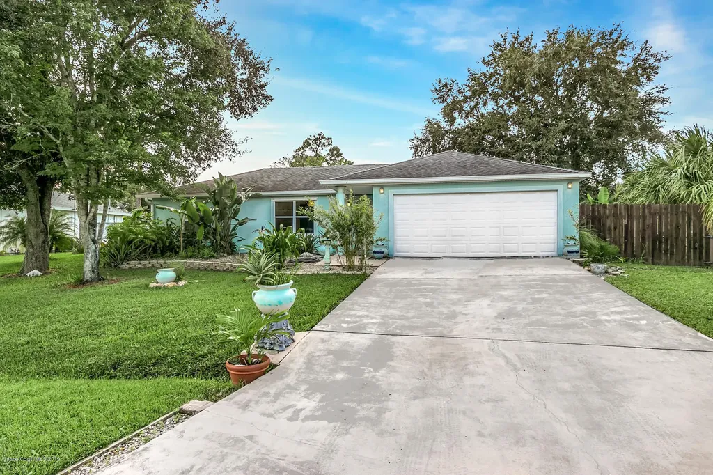 426 Fairbanks Street SW Palm Bay FL 32908