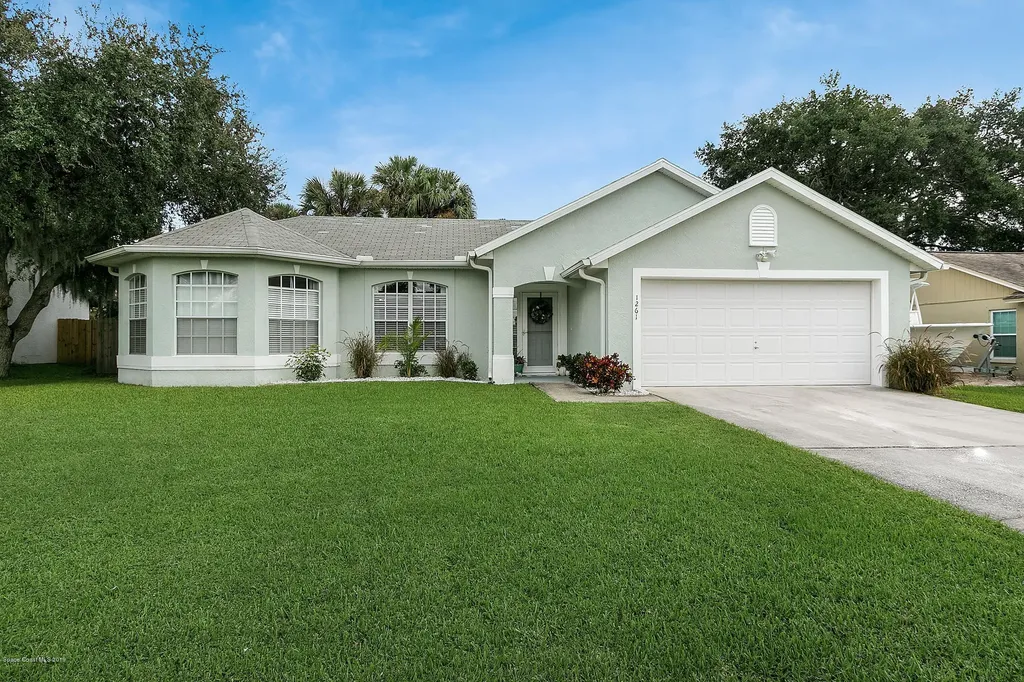 1261 Coosa Avenue NE Palm Bay FL 32907