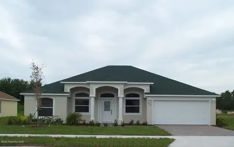 3938 Rolling Hill Drive Titusville FL 32796