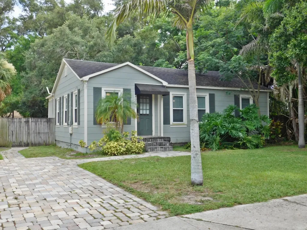 4008 W Santiago Street Tampa FL 33629