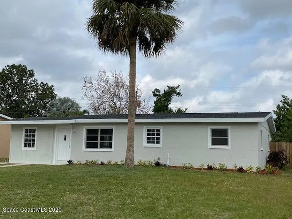 2394 Saint Dunston Lane Melbourne FL 32935