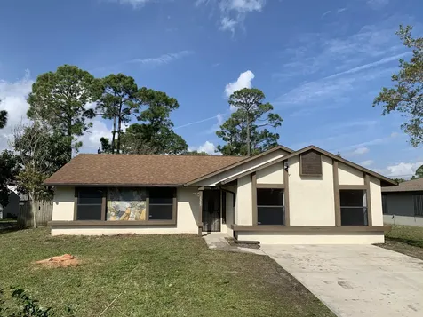 1325 Madoc Street NW Palm Bay FL 32907