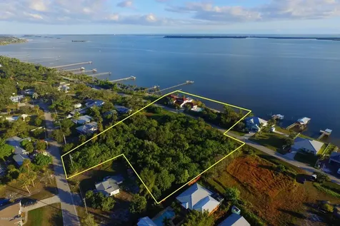 13690 N Indian River Drive Sebastian FL 32958