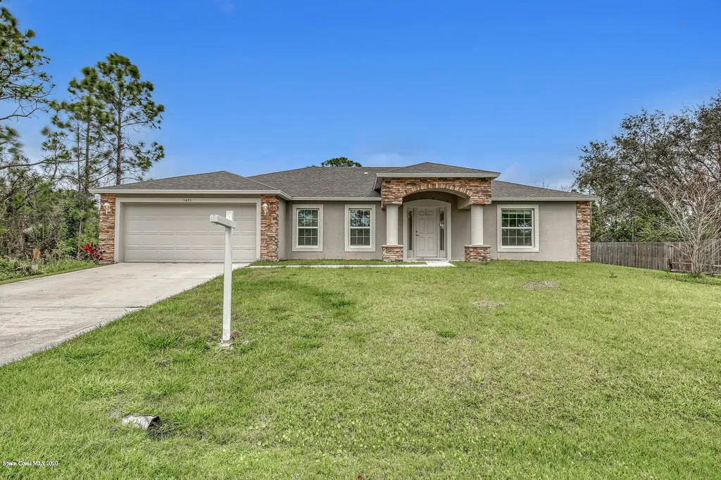 1491 Gray Street SE Palm Bay FL 32909