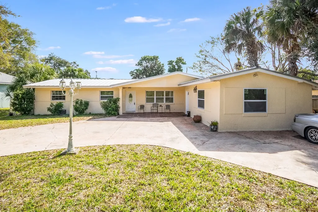 271 Palmetto Avenue Merritt Island FL 32953