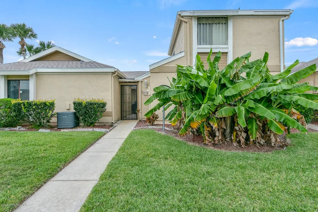 1001 Abada Court NE Palm Bay FL 32905