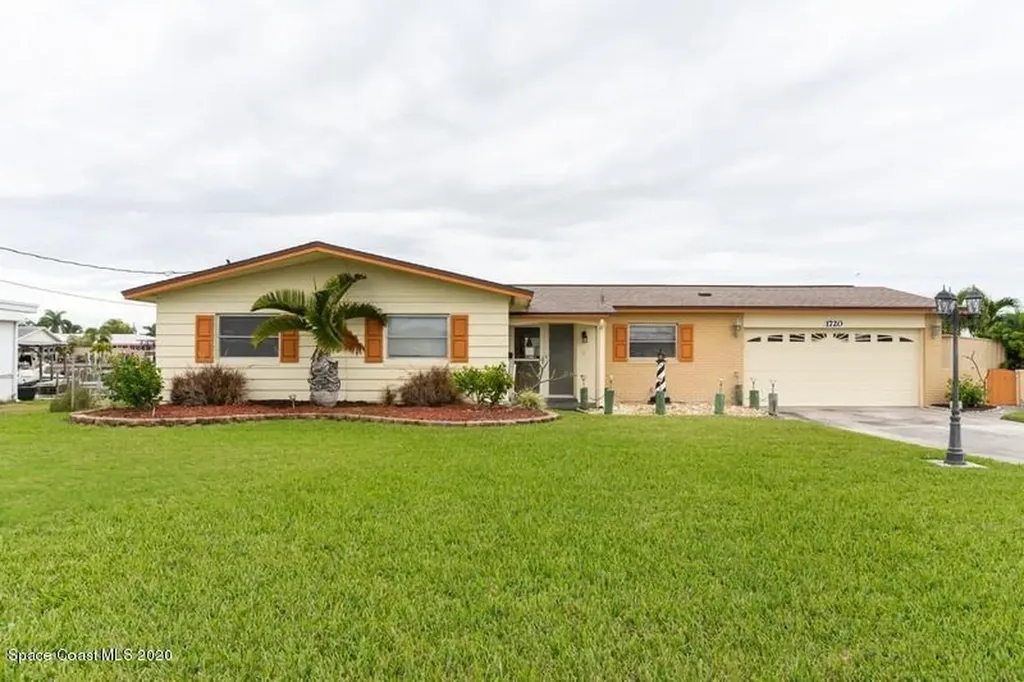1720 Sandy Court Merritt Island FL 32952