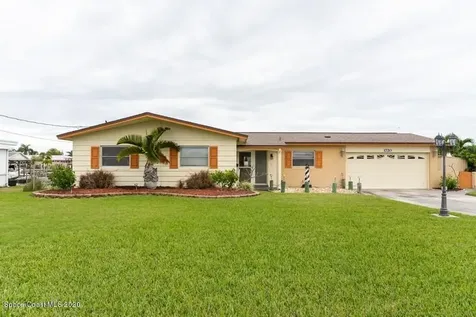 1720 Sandy Court Merritt Island FL 32952