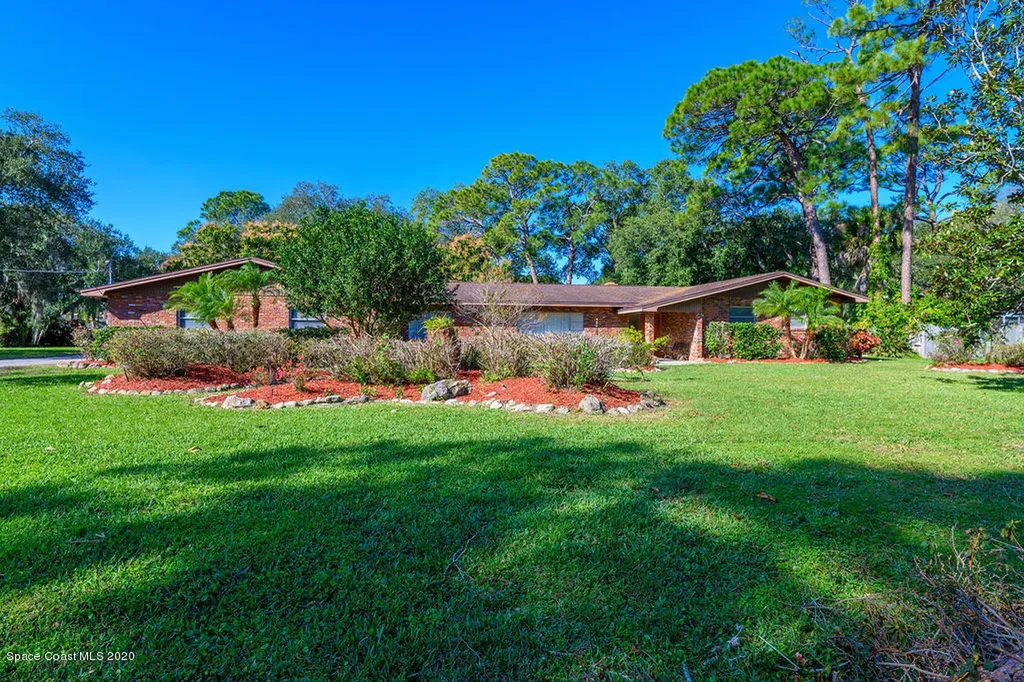 2235 Coconut Lane Merritt Island FL 32952