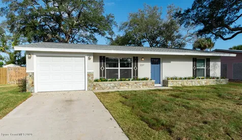 3207 Dade Circle NE Palm Bay FL 32905