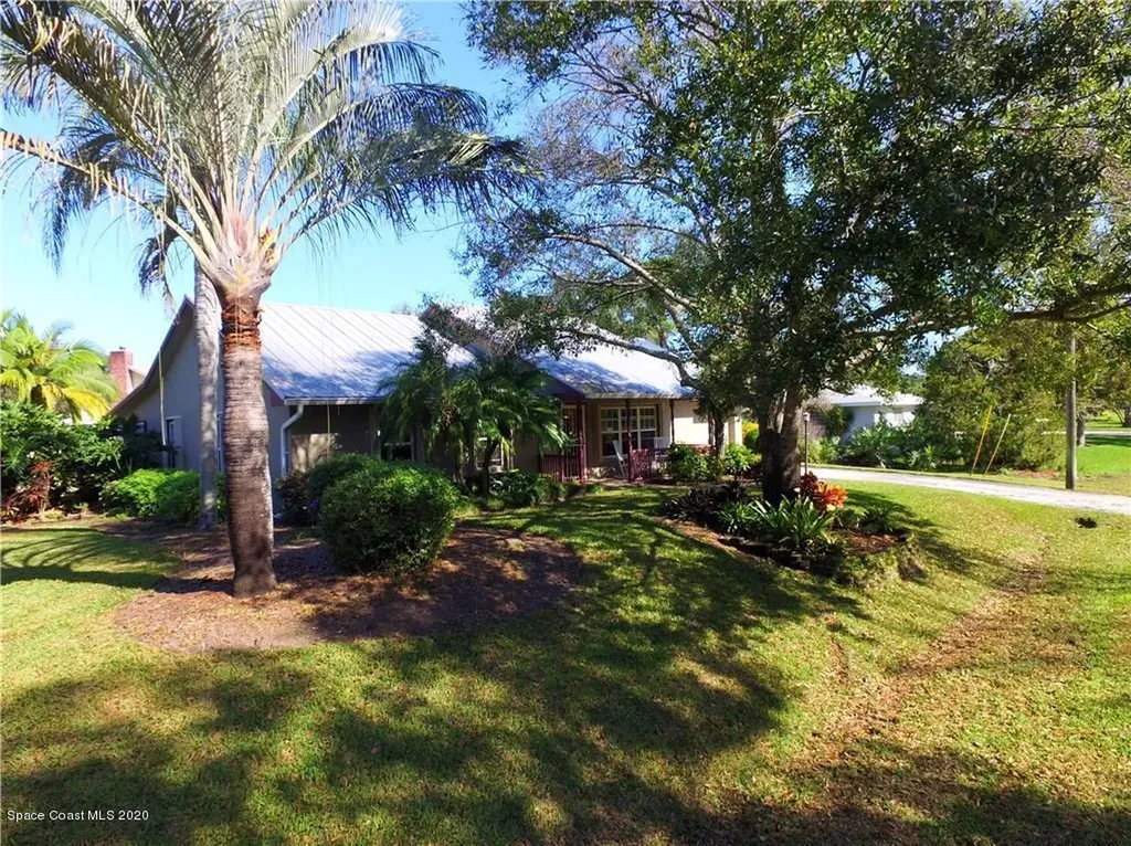 668 Gay Avenue Sebastian FL 32958