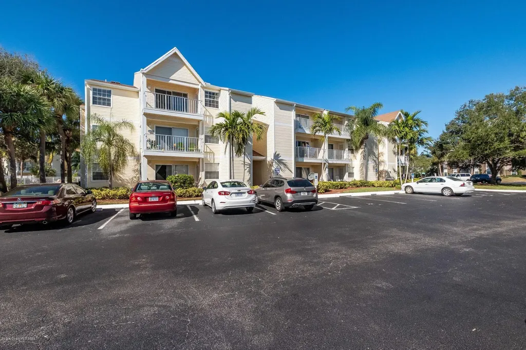 650 Island Club Court Melbourne FL 32903