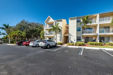 650 Island Club Court Melbourne FL 32903