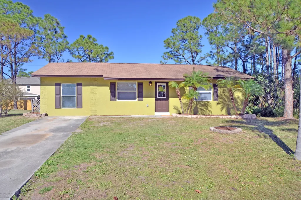 155 Cocoa Street SE Palm Bay FL 32909