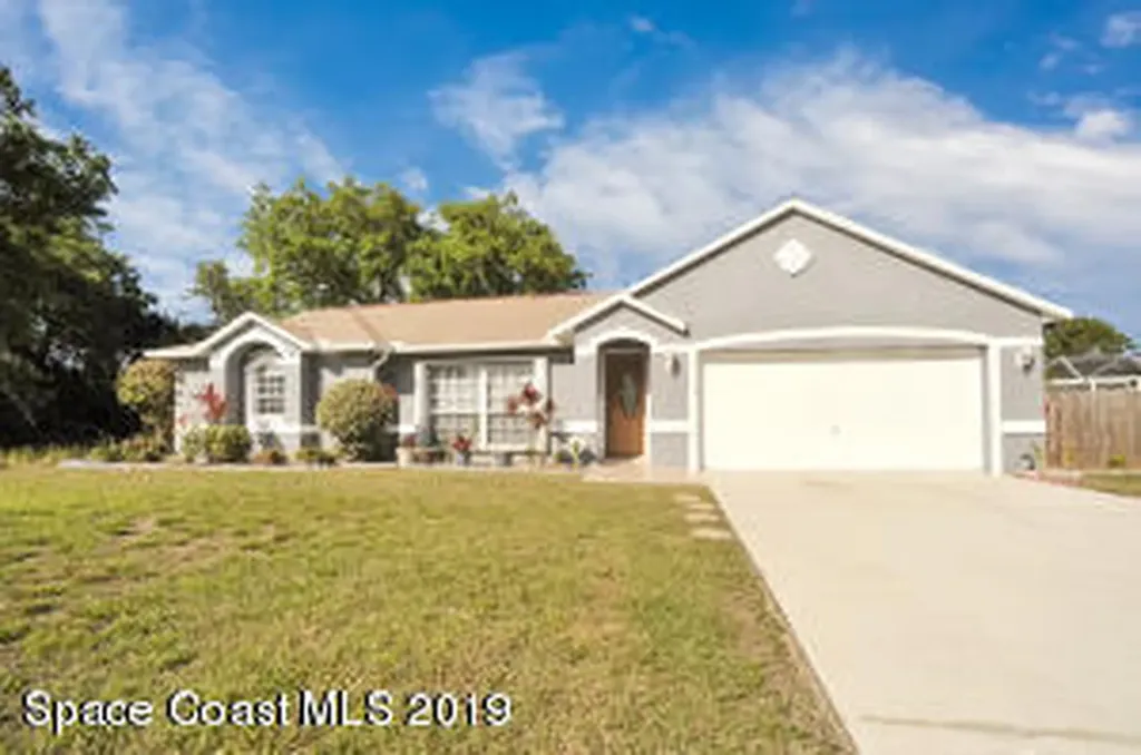 2509 Palisades Drive SE Palm Bay FL 32909