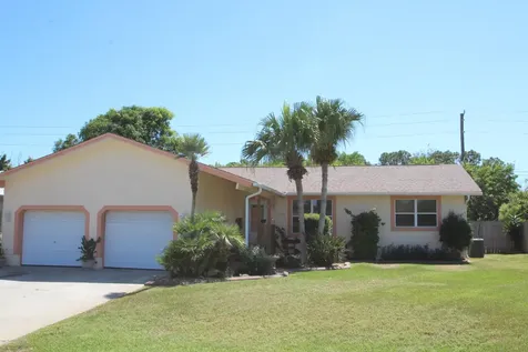 1870 Glenwood Street NE Palm Bay FL 32907